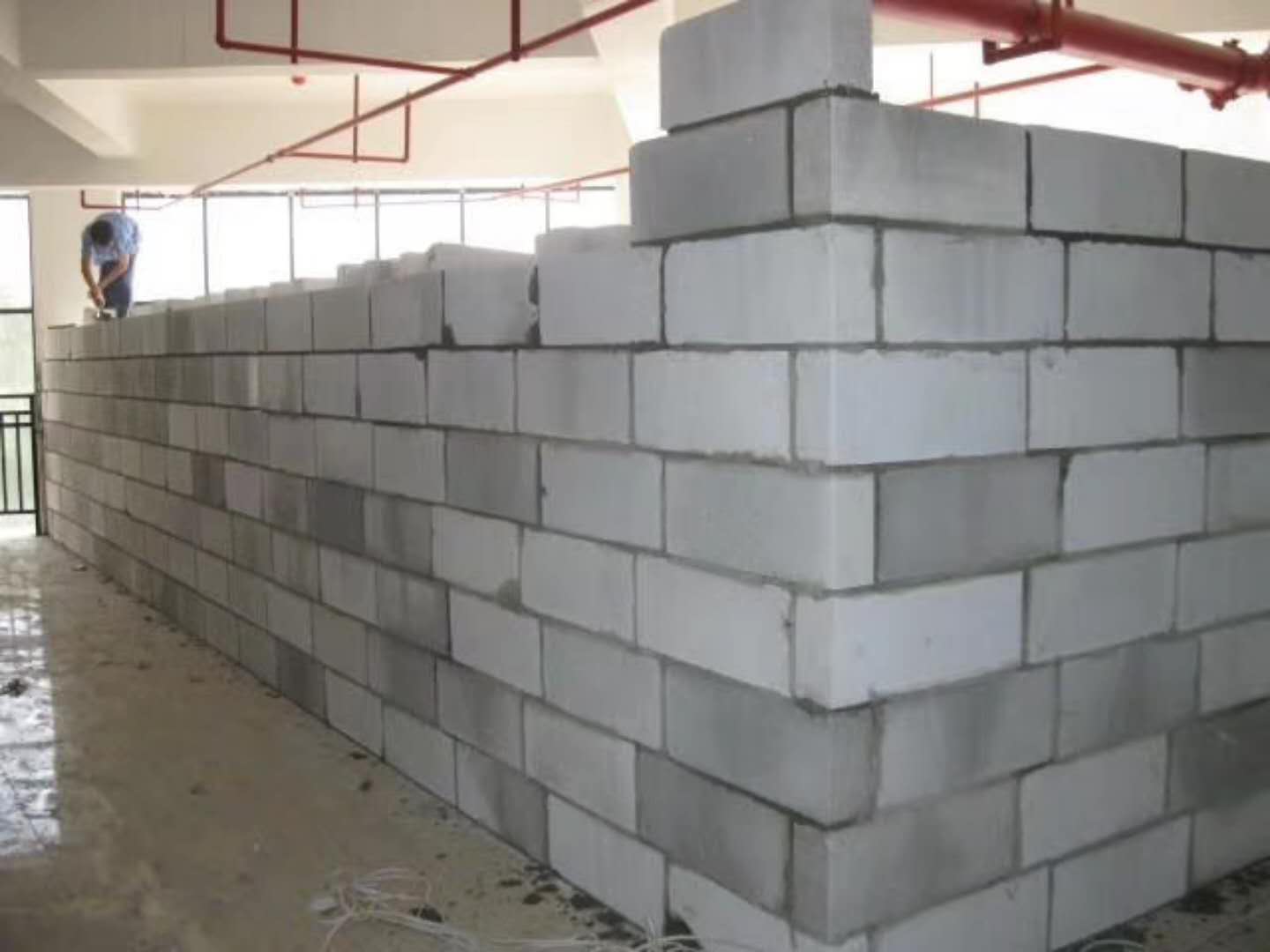 佛冈蒸压加气混凝土砌块承重墙静力和抗震性能的研究